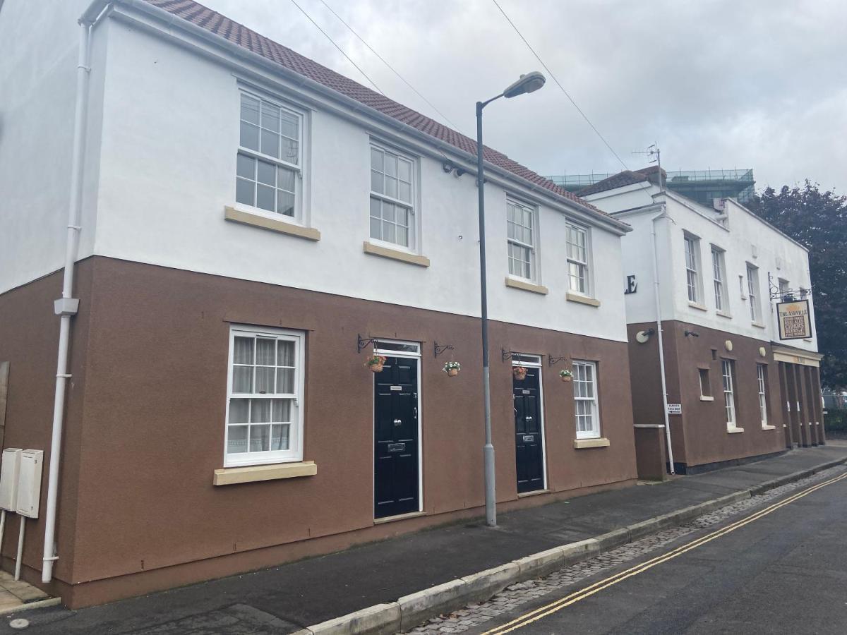 The Ashton Gate Mews Hotell Bristol Eksteriør bilde