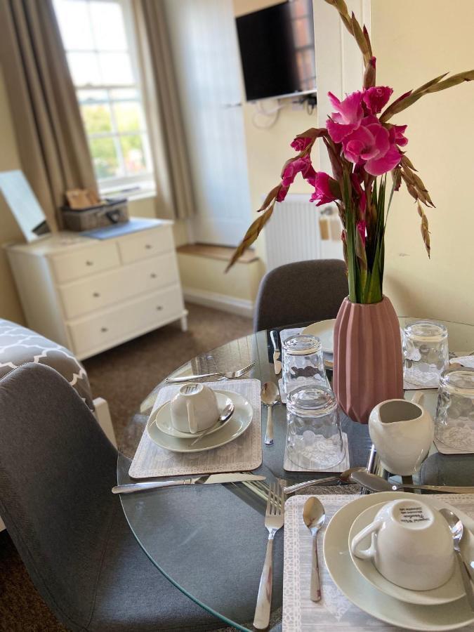 The Ashton Gate Mews Hotell Bristol Eksteriør bilde