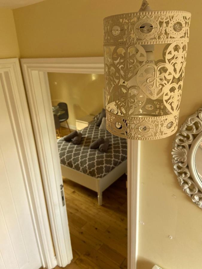 The Ashton Gate Mews Hotell Bristol Eksteriør bilde