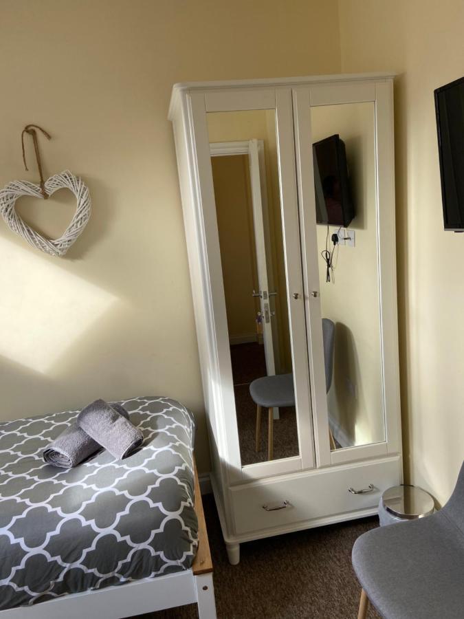 The Ashton Gate Mews Hotell Bristol Eksteriør bilde